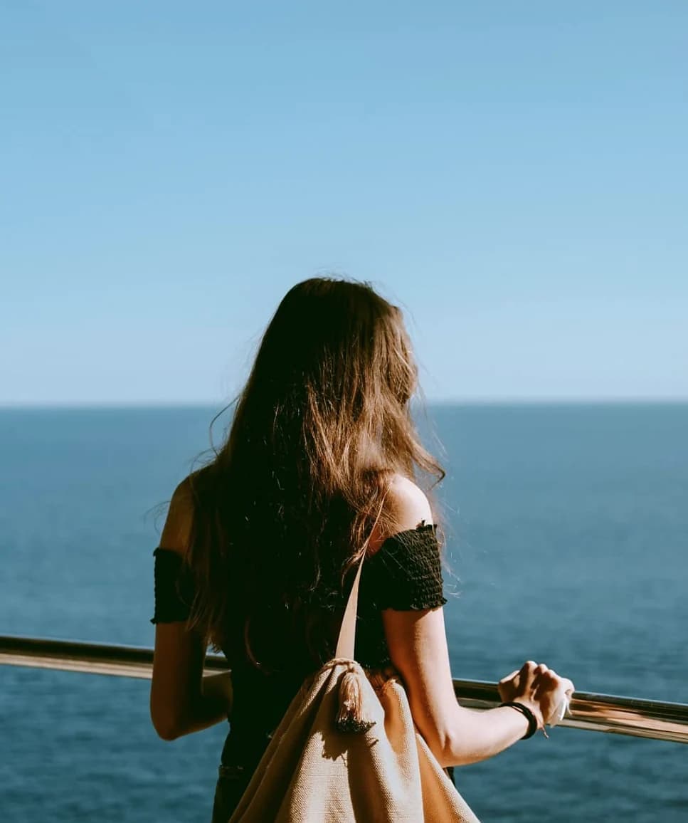 Nuria outdoors in Costa Rica